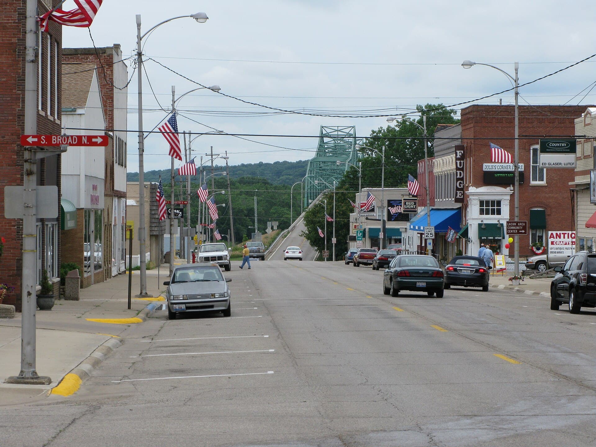 Lacon / Henry skyline